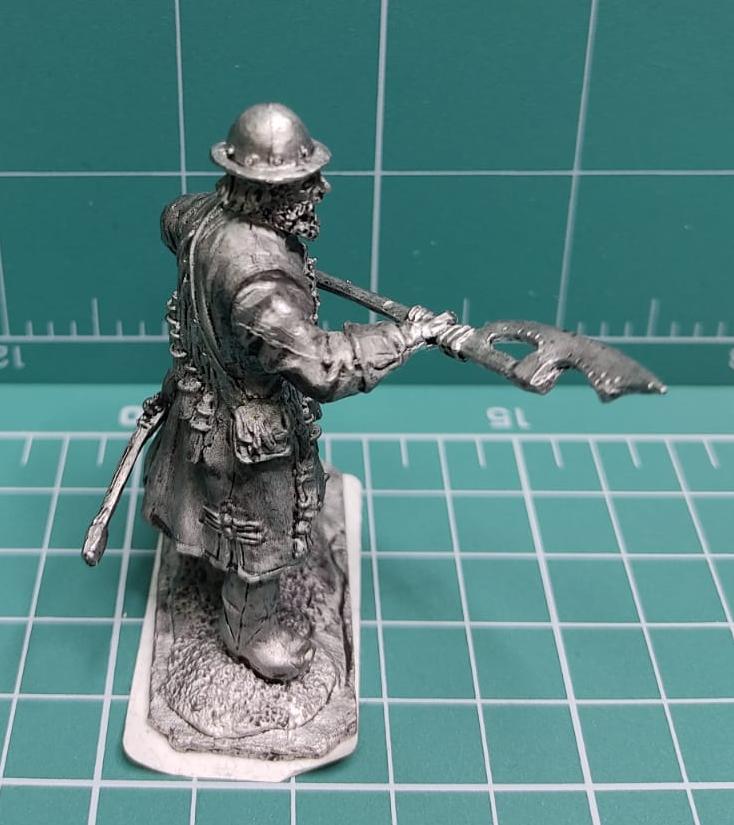 4165ТБ ВИМ, пеший стрелец в каске, с бердышом, 54 мм Три Богатыря