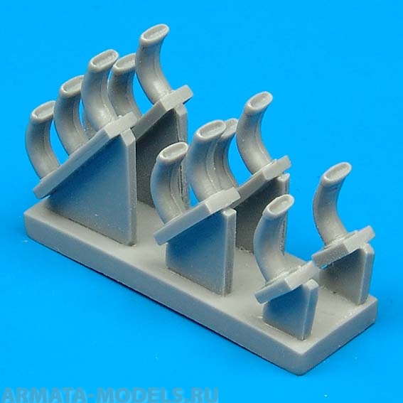 QB32012  Fw 190D-9 exhausts for Tam (1/32)