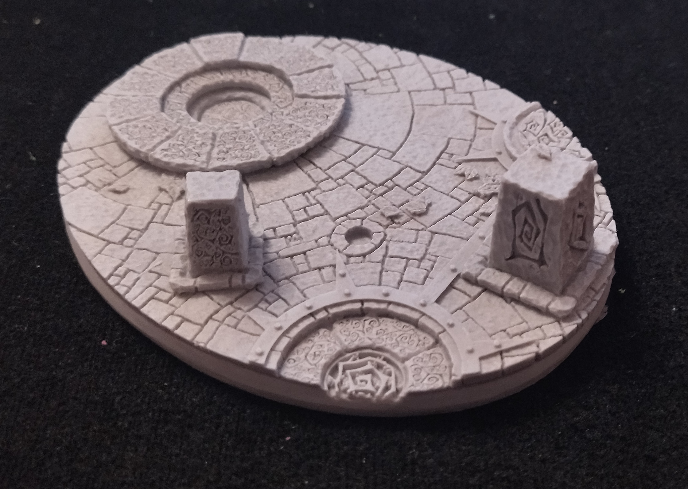 3572517 лунный кратер для игр