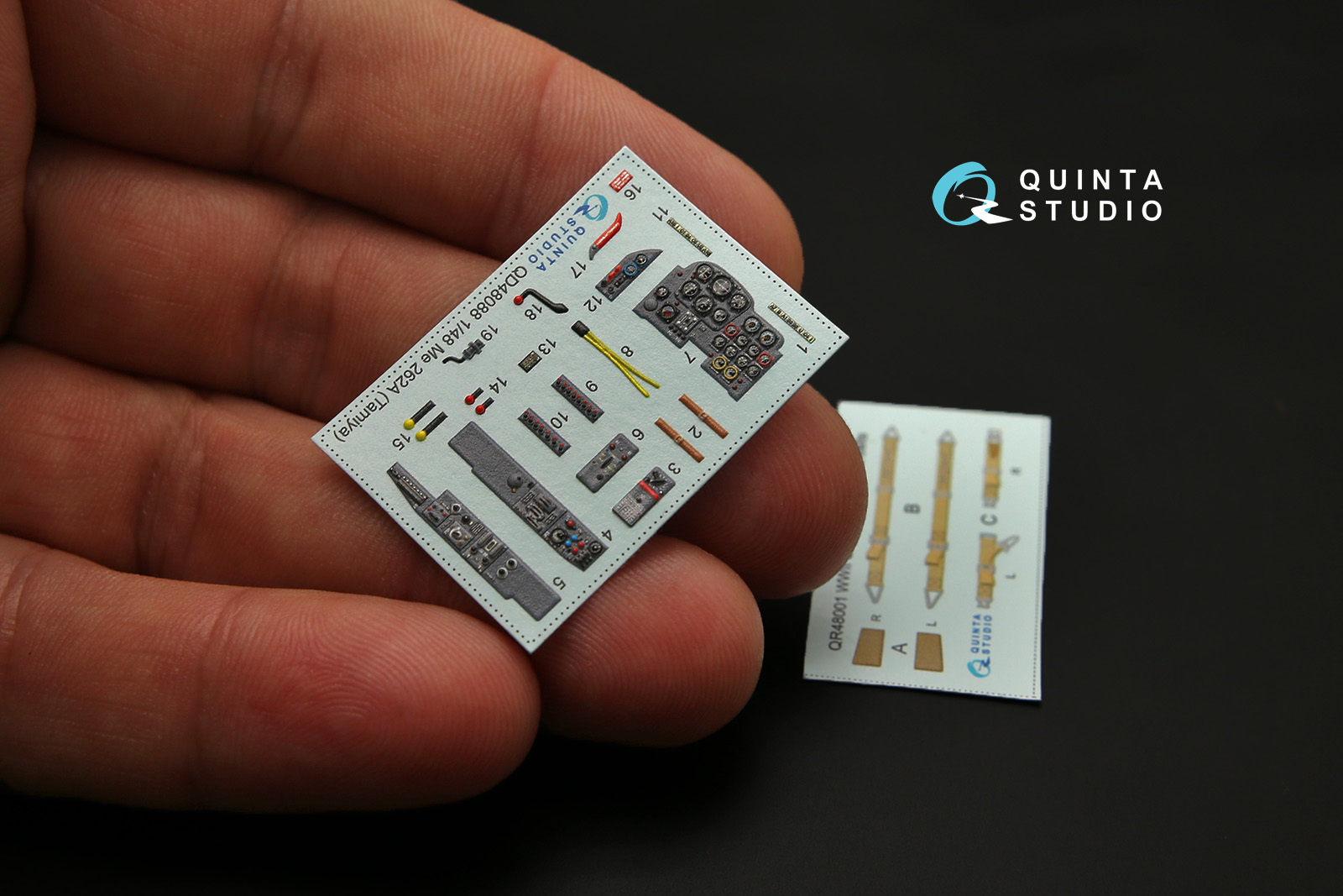 QD48088 1/48 3D Декаль интерьера кабины Me-262A (для модели Tamiya)