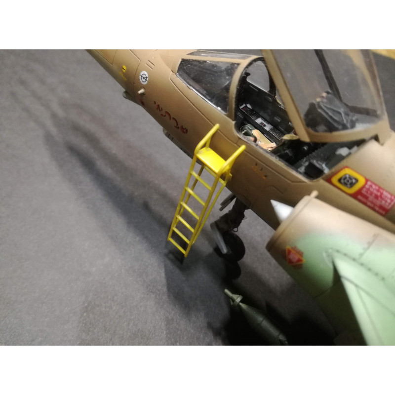 LP48024 Стремянка для самолёта Mirage III 1/48