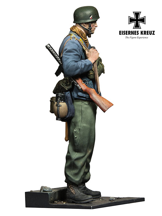 EK48-F001 Fallschirmjager, 1940 Andrea