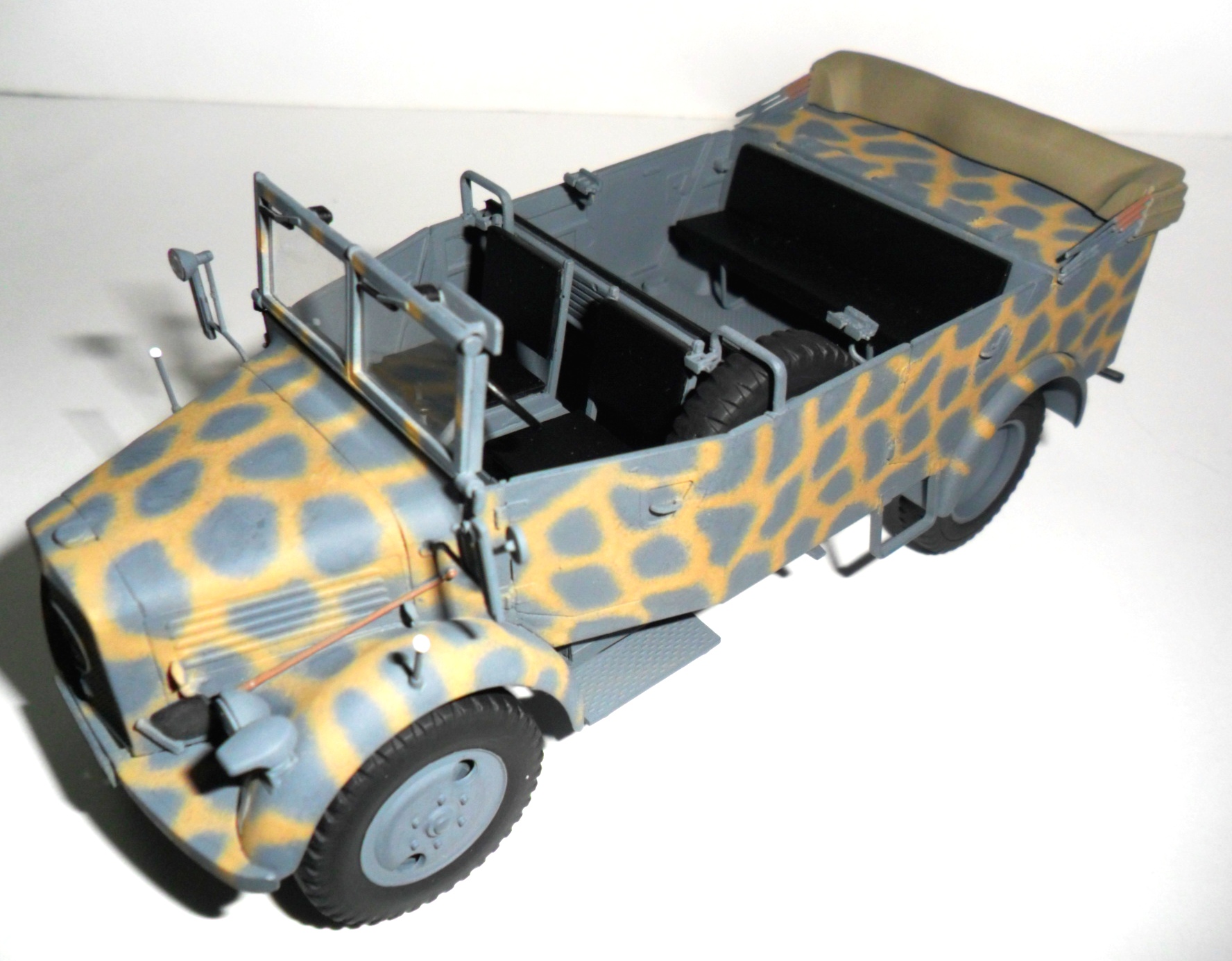 35525 Мерседес L1500A (Kfz.70), Германский автомобиль ICM