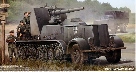 01585 САУ  Sd.Kfz.8 mit Flak 18 Selbsfahrlafette  Trumpeter