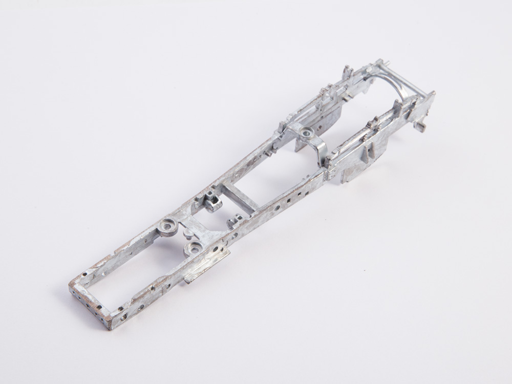 1514AVD Сборная модель КАМАЗ-5490-S5 AVD Models