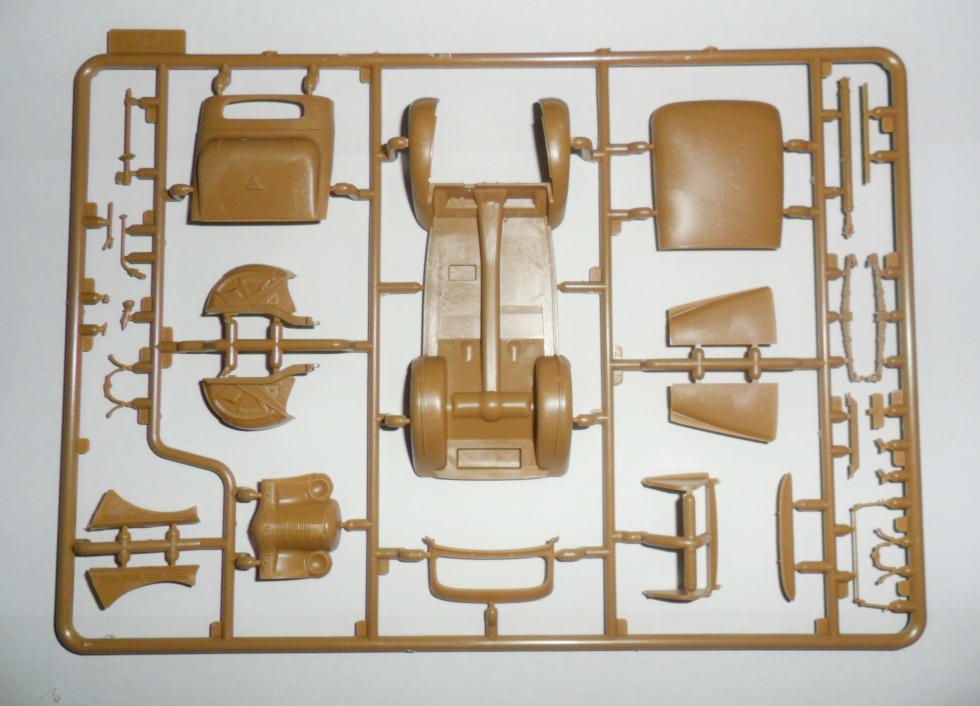 35480 Kadett K38 седан, с Германской дорожной полицией ICM