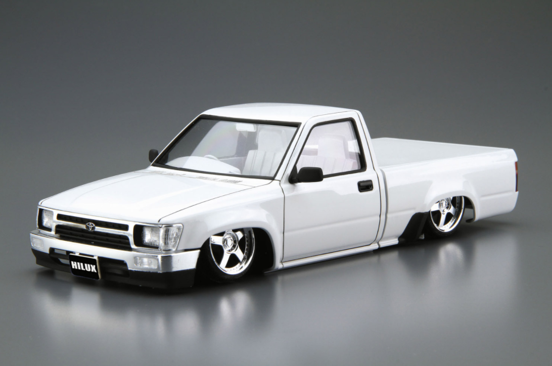 05949 Toyota HiLux Custom RN80 85 Aoshima