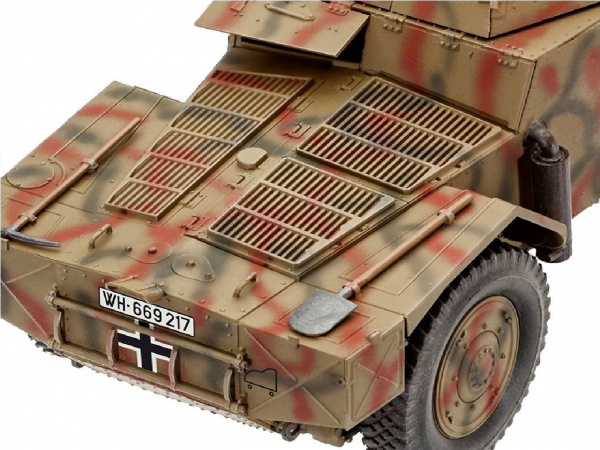 03259 Разведывательный автомобиль Armoured Scout Vehicle P 204 (f) Revell