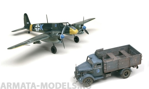 10502ИТ Автомобиль Kfz. 305 3 Tons Truck+ Самолет HS-129 Italeri