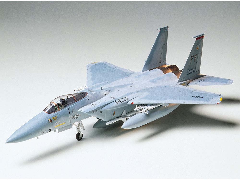 61029 McDonnell Douglas F-15C Eagle Tamiya