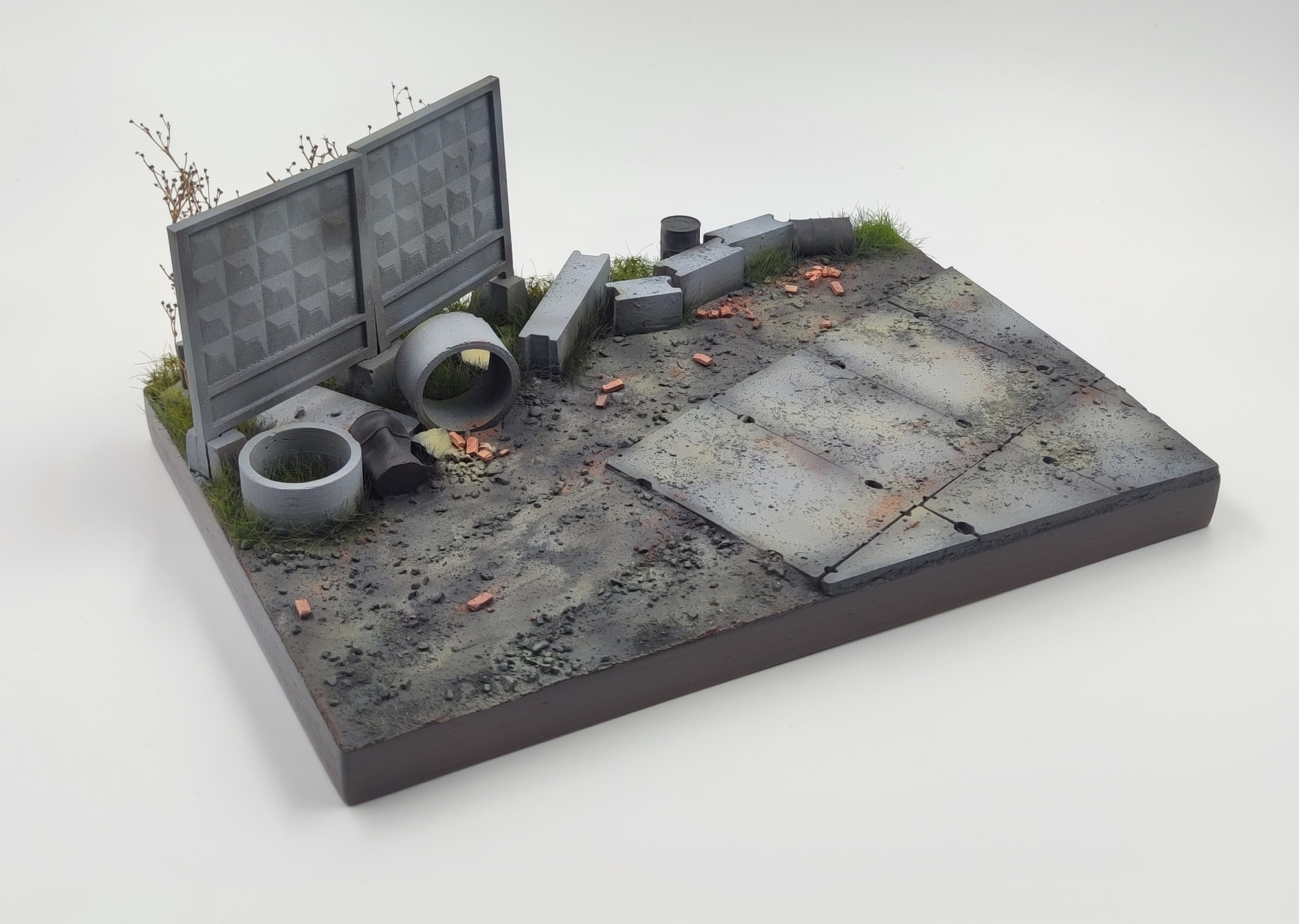 HE-35082 Подставка "стройка"