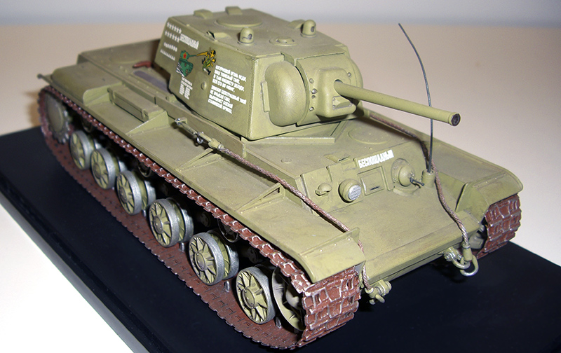 35033 Советский тяжёлый танк КВ-1 ARK model