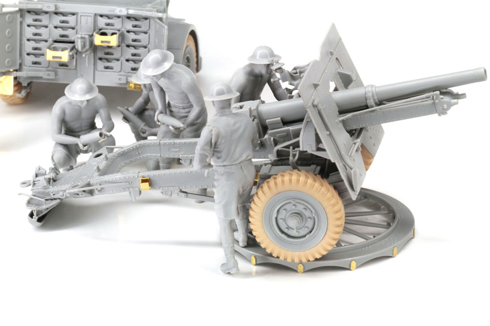 6675Д Англ.25-фунтовая пушка с расчётом Dragon