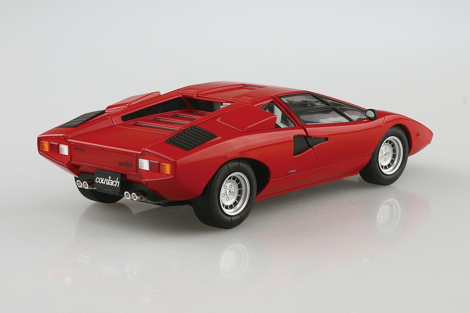 05804 Lamborghini Countach LP400 Aoshima
