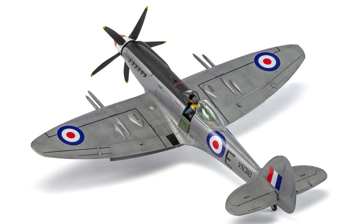 A06101A Самолет Supermarine Spitfire Mk22/24 Airfix