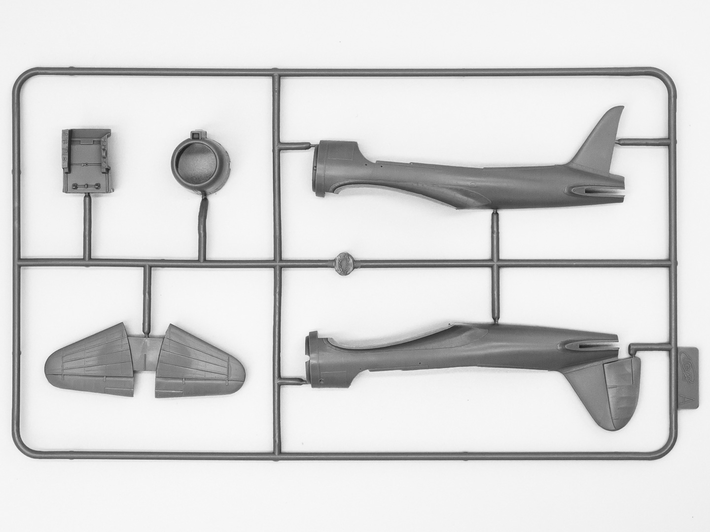 72082 Су-2 Р, советский самолет-разведчик II Мировой войны ICM