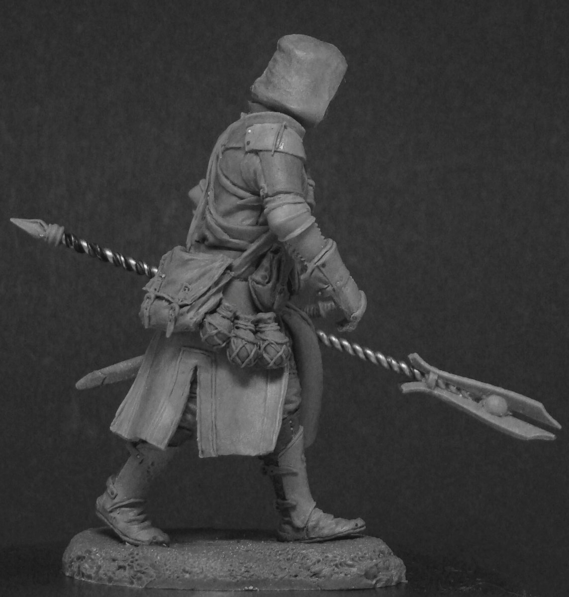 CHM-54152(M). Миры Фэнтези: Боевой маг. 54 мм. Материал –  белый металл. Chronos Miniatures