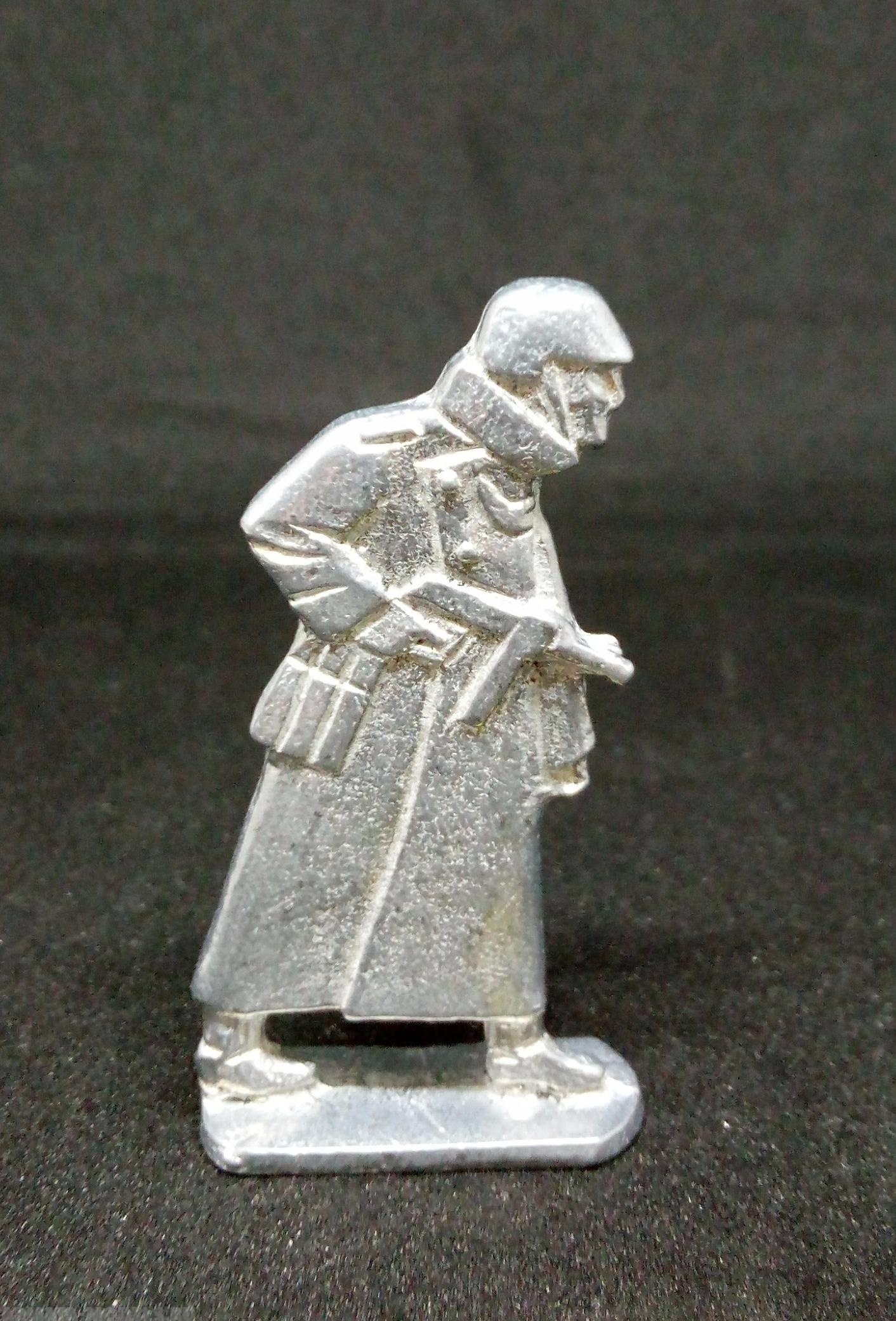 Н-2-108 Фельджандарм с автоматом Солдатики "Ура"