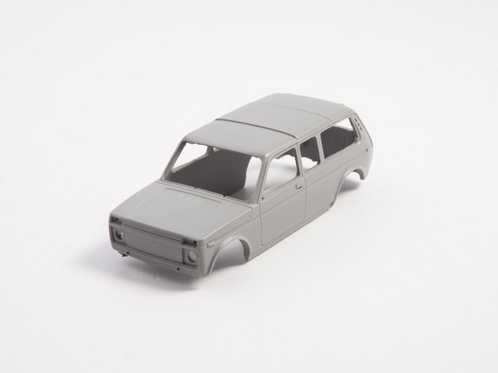 1505AVD Сборная модель ВАЗ-2129 AVD Models