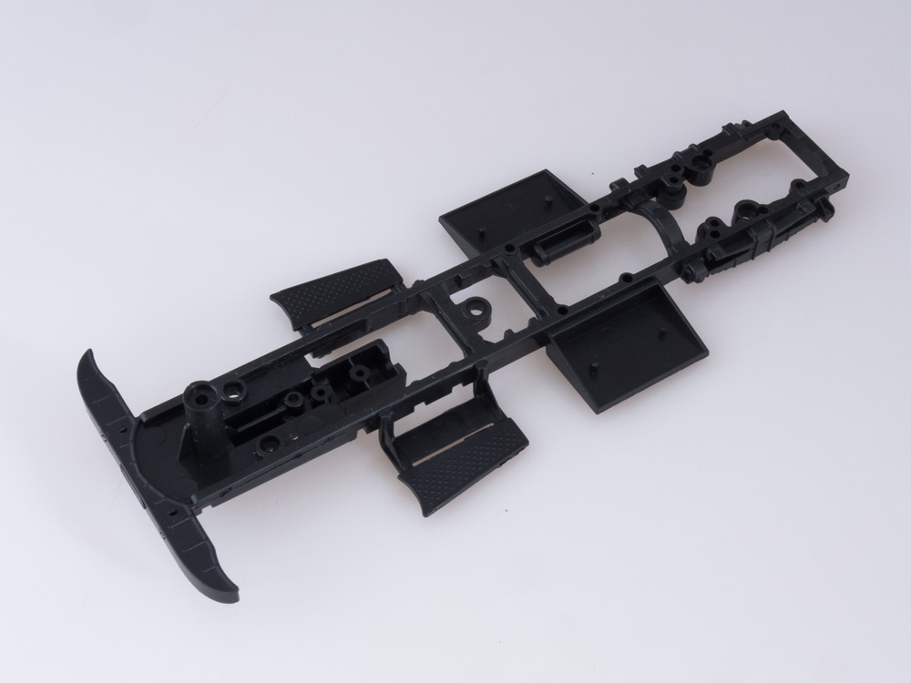 7058AVD Сборная модель МАЗ-200В с полуприцепом МАЗ-5217 AVD Models