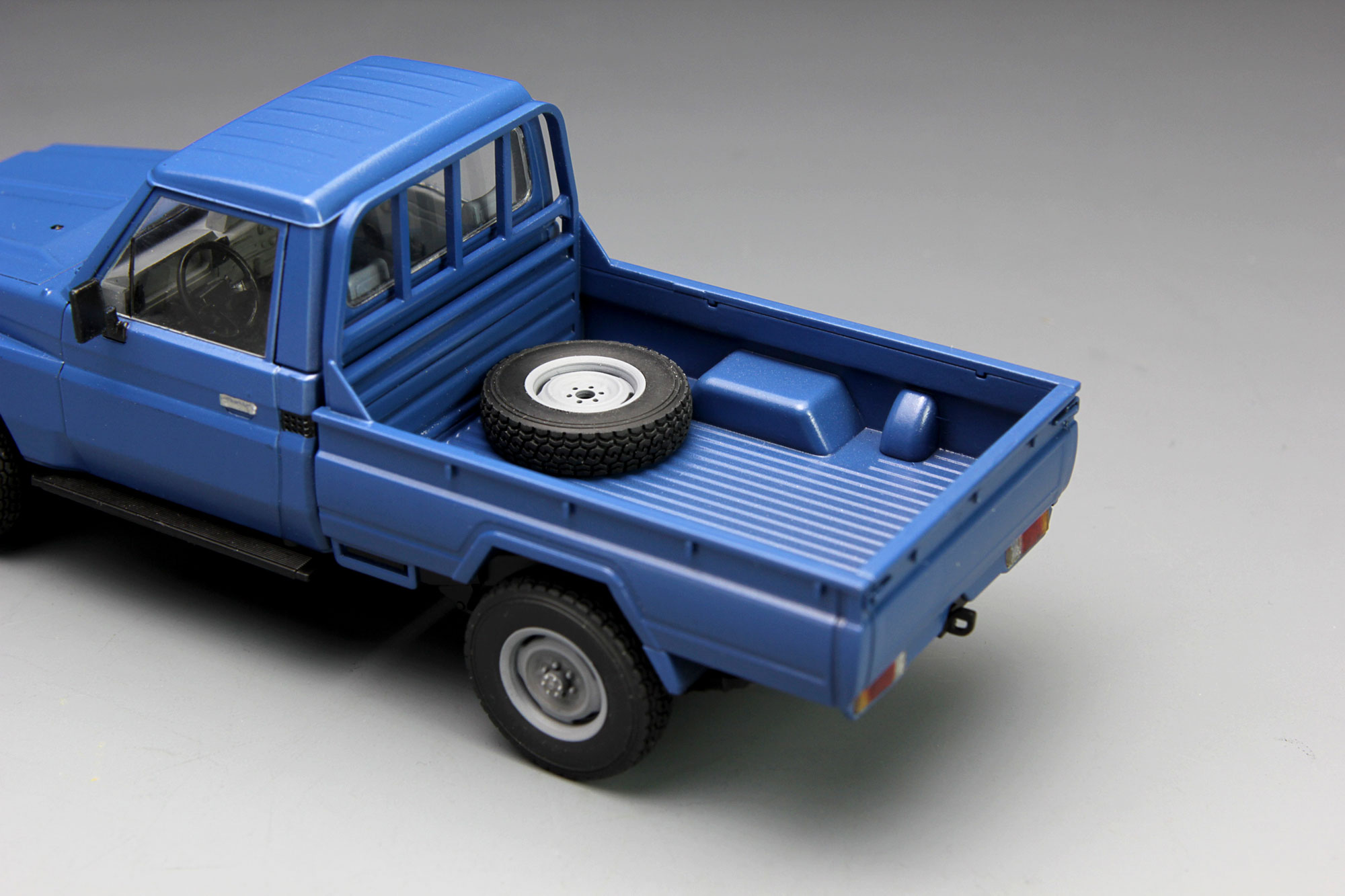 VS-004 PICKUP w/ZU-23-2 Meng