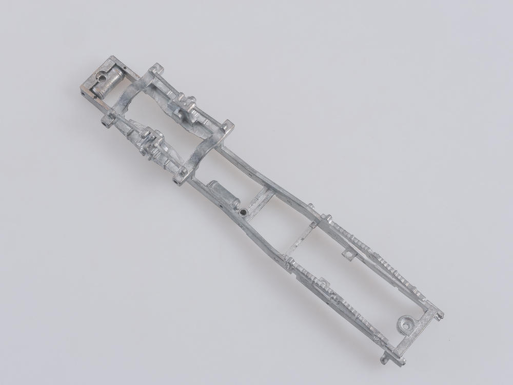 1172AVD Сборная модель МАЗ-6422 ранний AVD Models