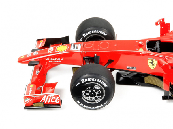 20059T Ferrari F 60 с набором фототравления Tamiya