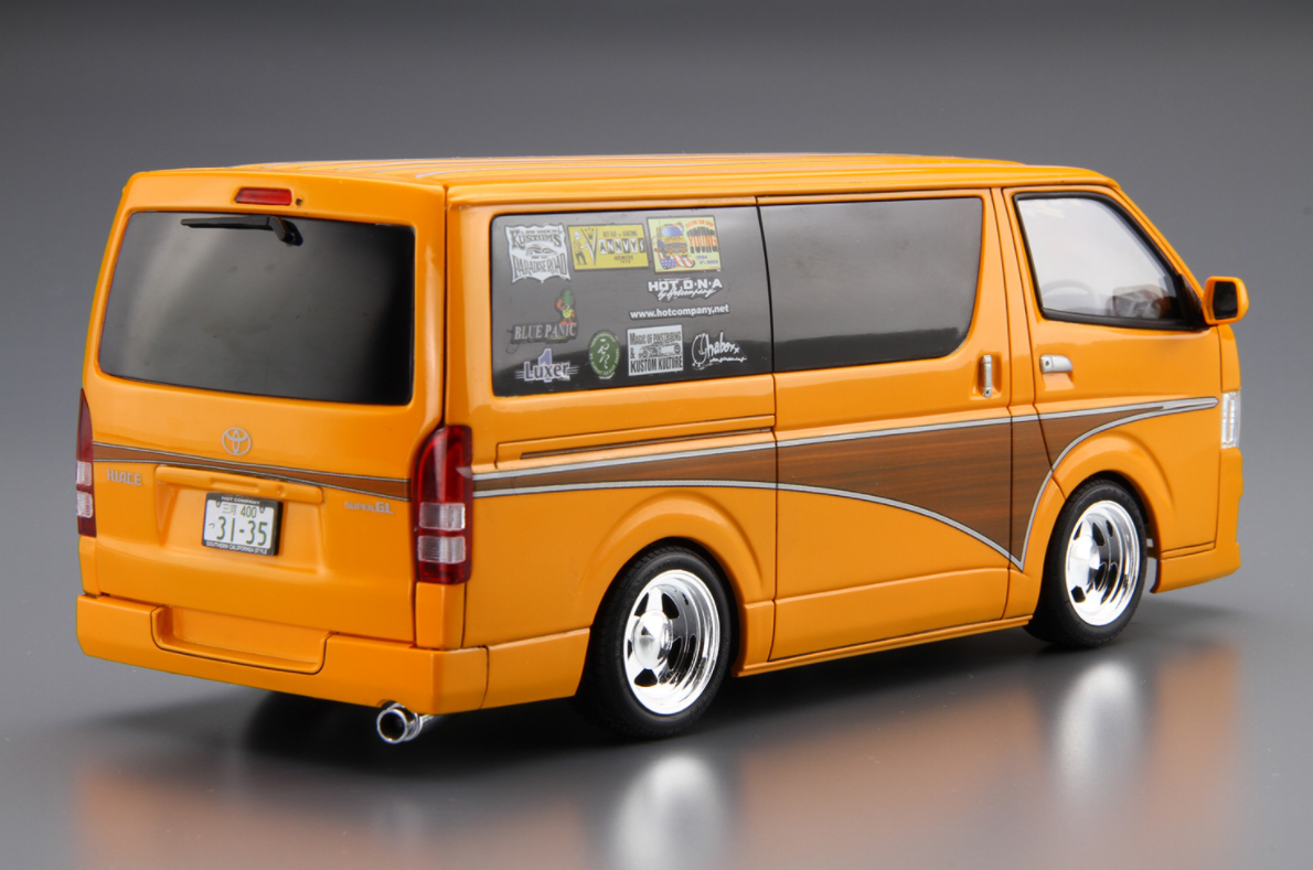 05948 Toyota HiAce HotCompany TRH200V 12 Aoshima