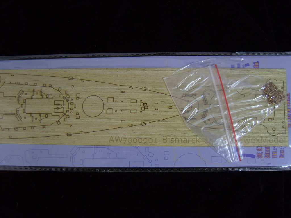 AW20001 Деревянная палуба для DKM Bismarck