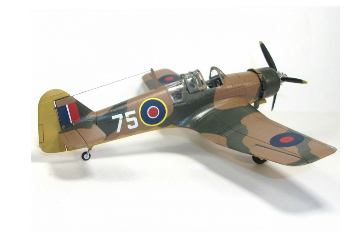 72020 Тренировочный самолет М.27 Мастер ARK model