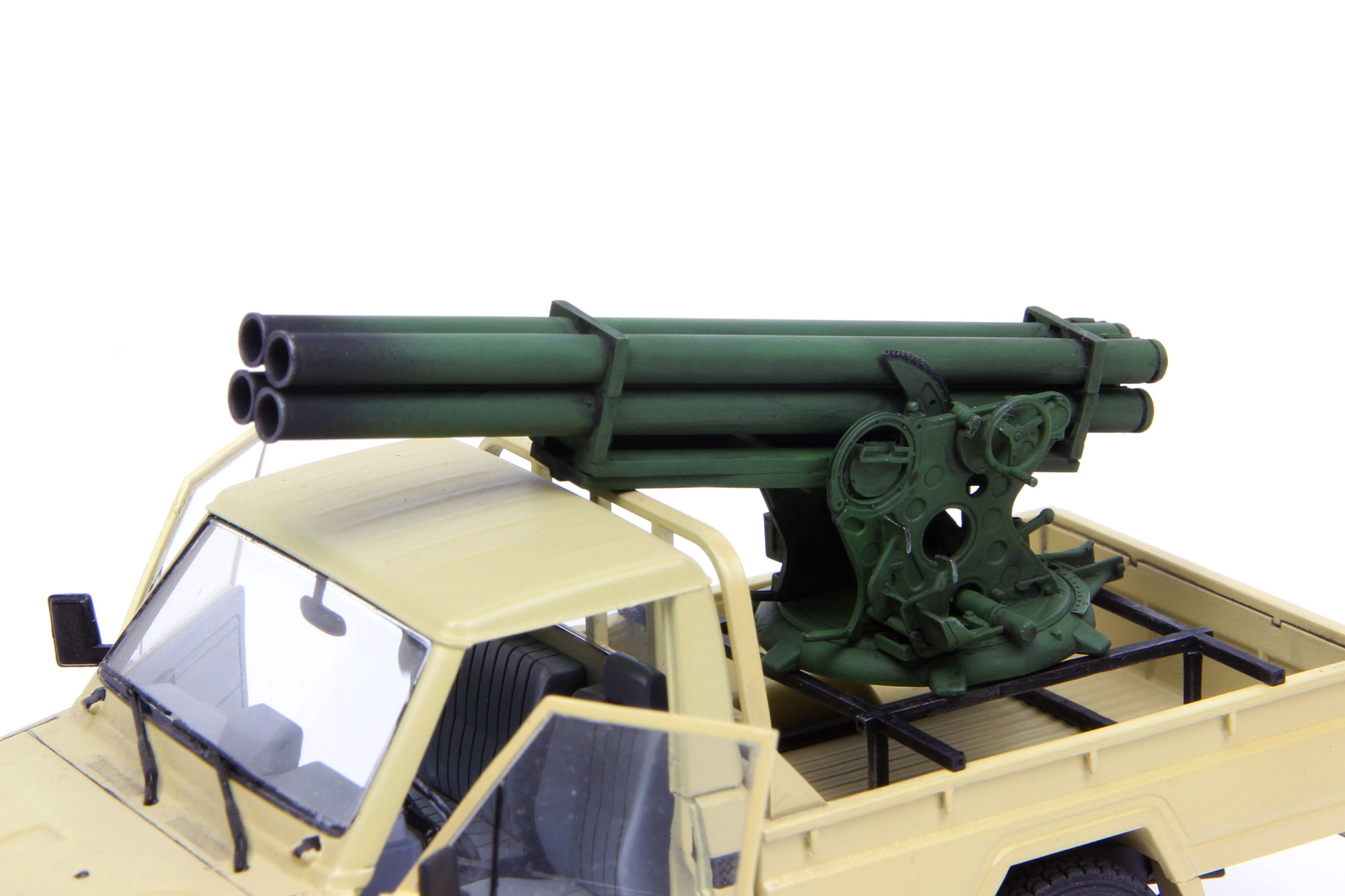 SPS-040  PICKUP MOUNTED QUAD ROCKET LAUNCHER 1/35 Meng