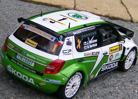 BEL004 Модель автомобиля SKODA FABIA S2000 Belkits