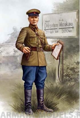 00703 Советский офицер набор № 1 Trumpeter