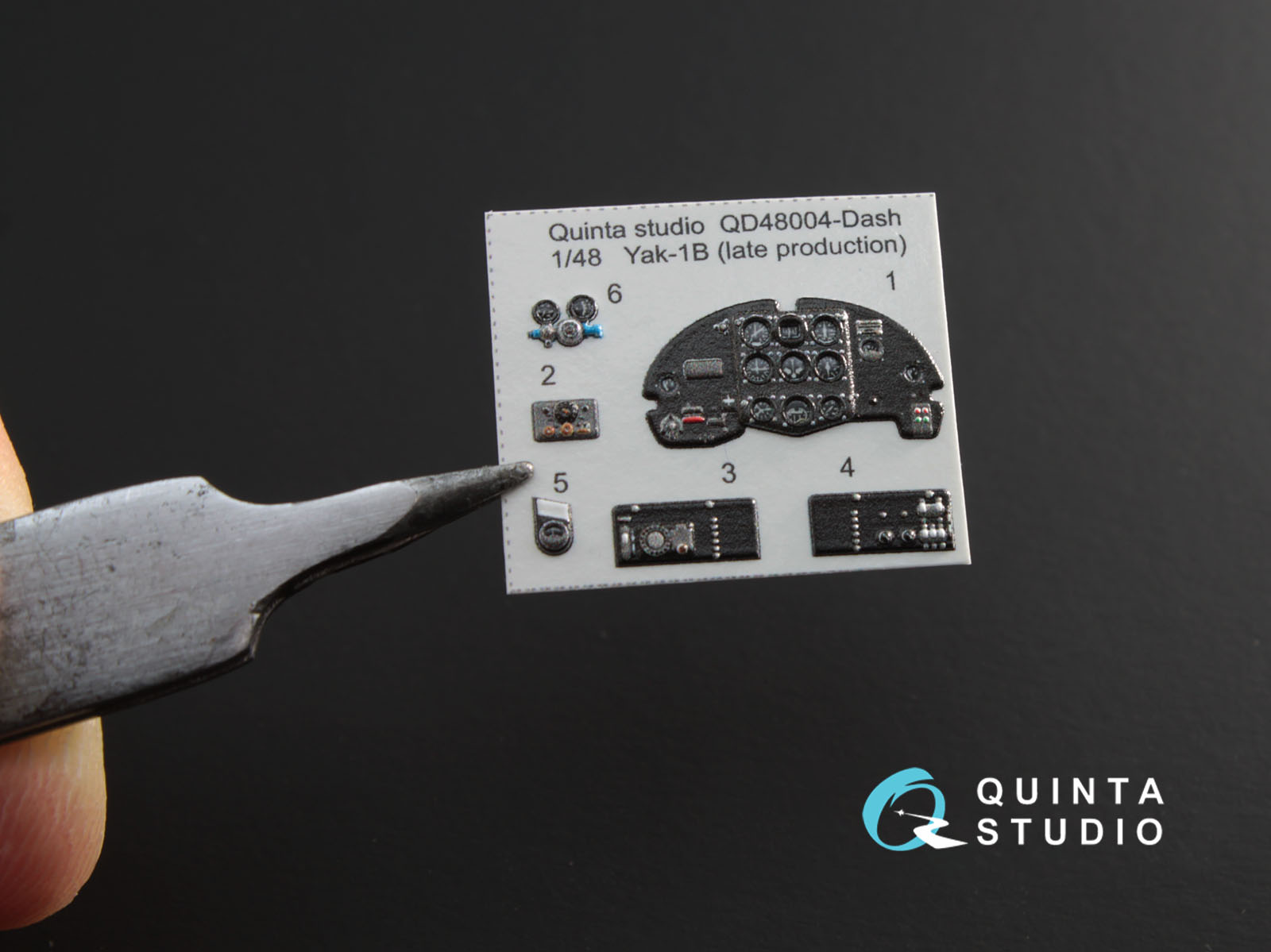 QD48004Dash 3D Декаль интерьера кабины Як-1Б (для модели Моделсвит)