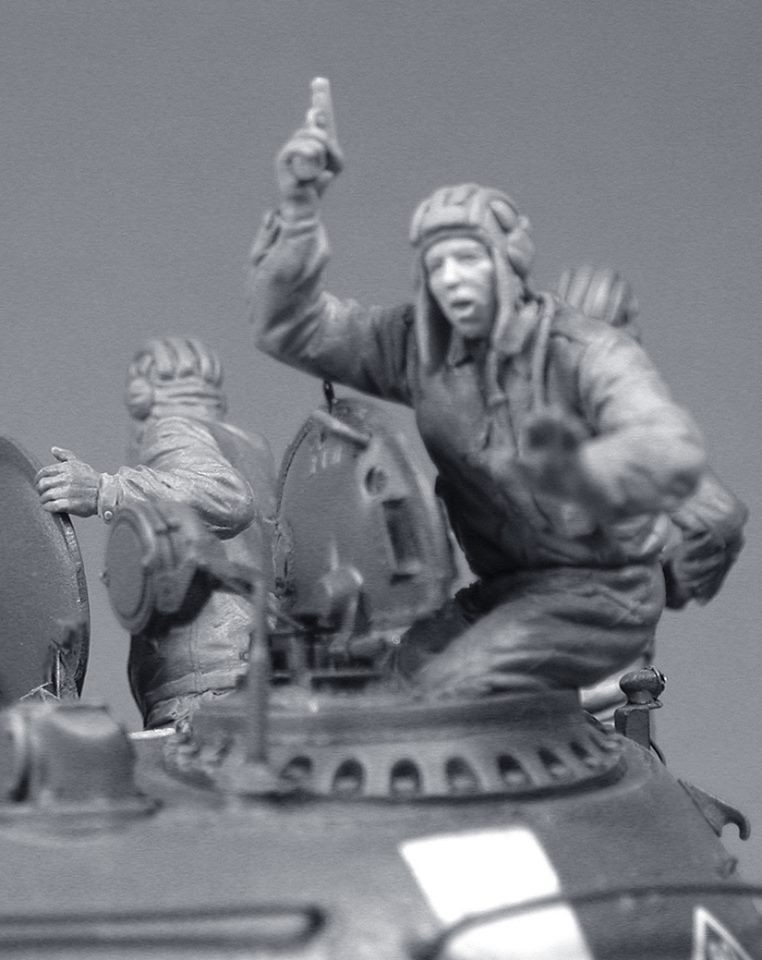 T35223 Серия железный занавес. Советские танкисты (2) Tank