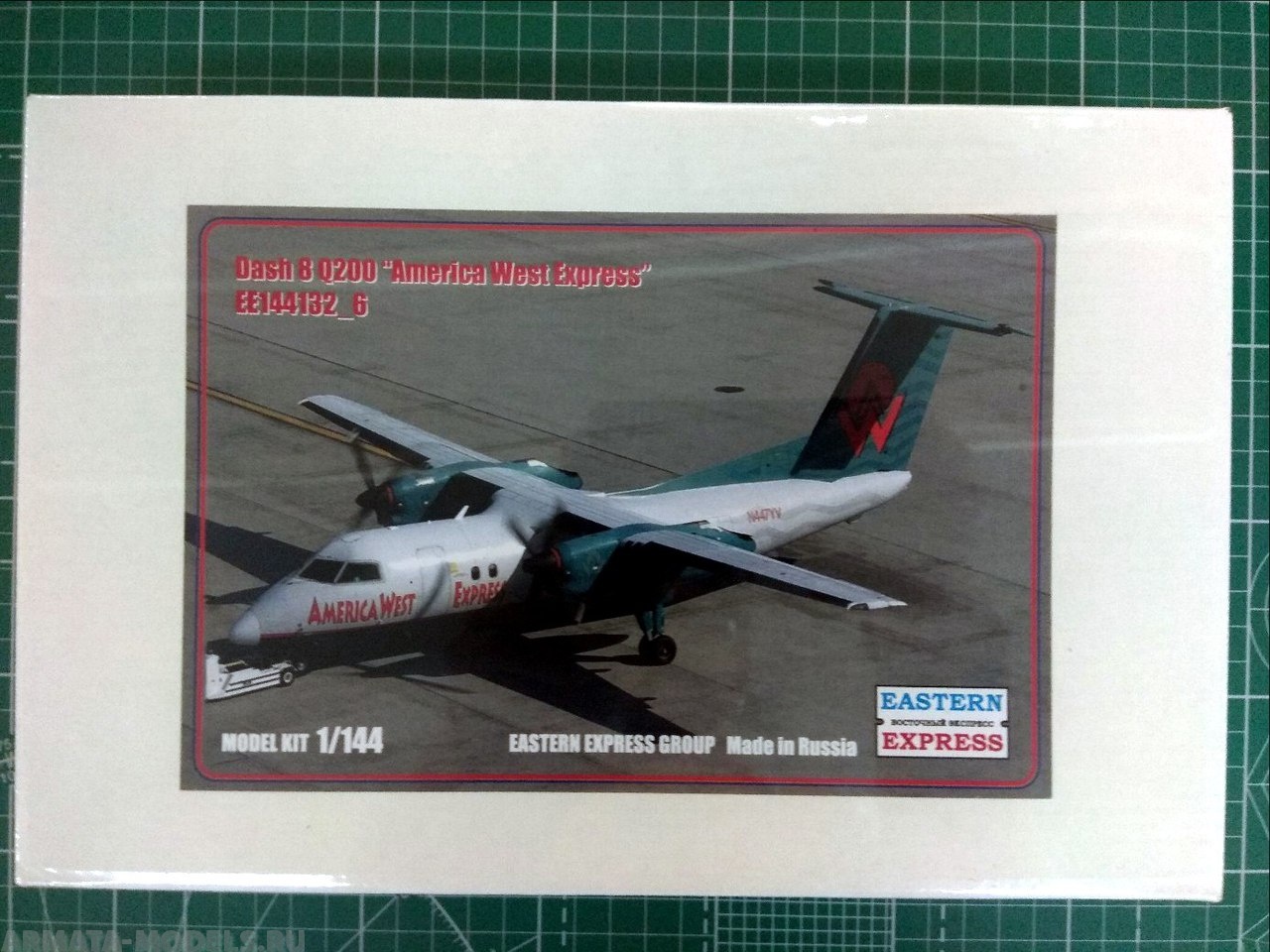 ЕЕ144132_6 Dash 8 Q200 American West Express Восточный экспресс