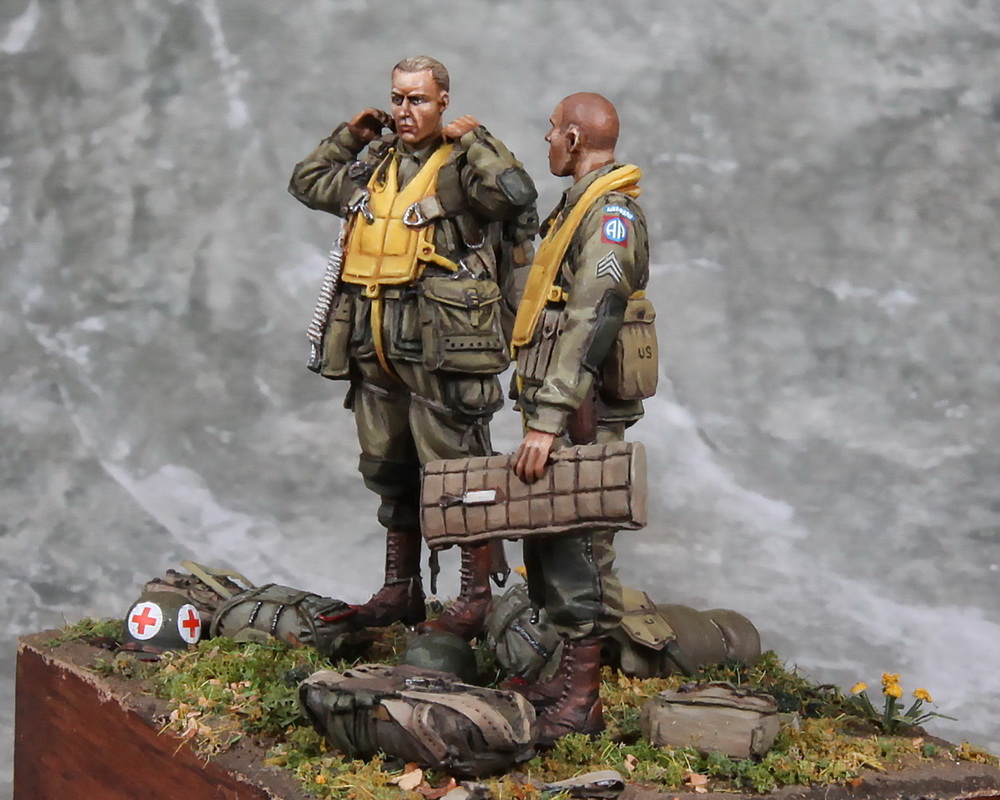3636SOGA Сombat Medic  and Sergeant U.S. Army Airborne. D-Days.1944. SOGA Miniatures