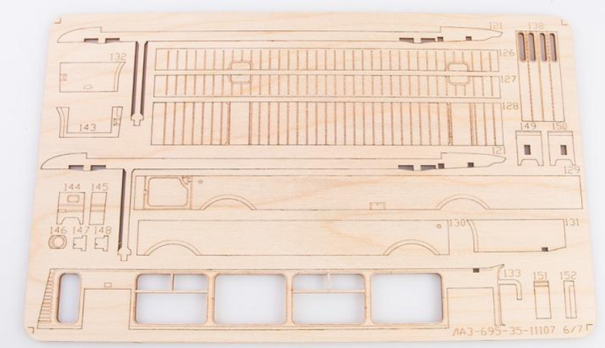 11107BAUMI Сборная модель ЛАЗ-695Н автобус Baumi