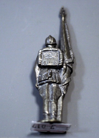 Н-7-017 Знаменосец. Первомайский парад Солдатики "Ура"