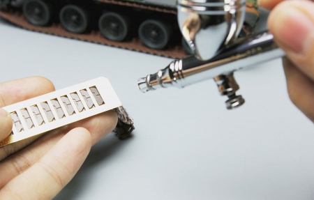 TS-004 AUF1 155mm Self-propelled Howitzer Meng